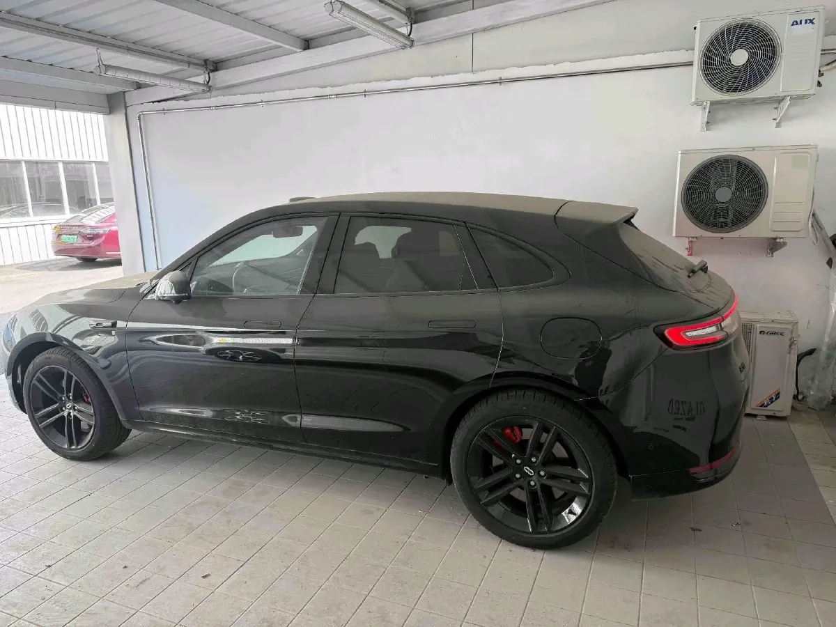 2025 AITO AITO M5 1.5T 152HP L4 REEV 42KWH,autocango,china used car exporter,china ev exporter,chinese used car exporter,chinese used ev exporter