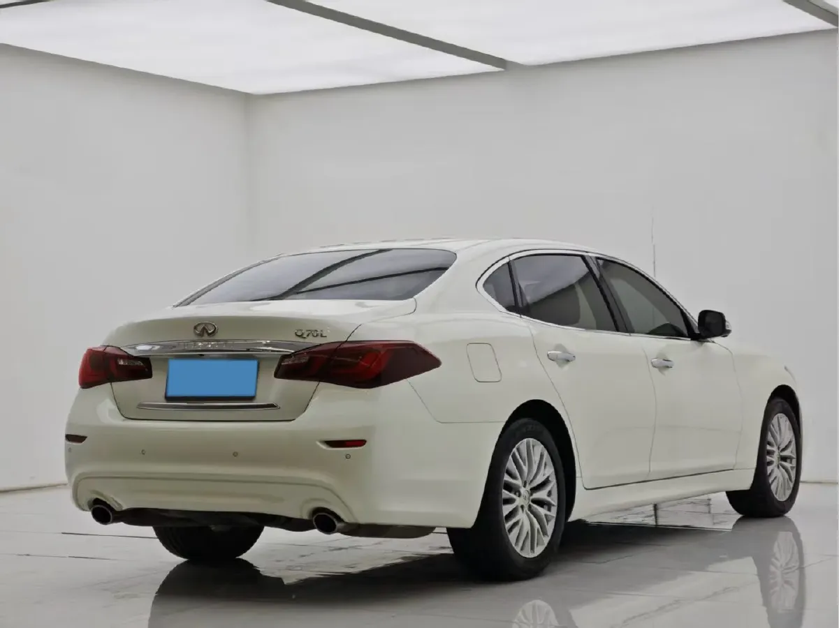 2017 Volkswagen Alltrack 2.0T 220HP L4 7DCT,autocango,china used car exporter,china ev exporter,chinese used car exporter,chinese used ev exporter