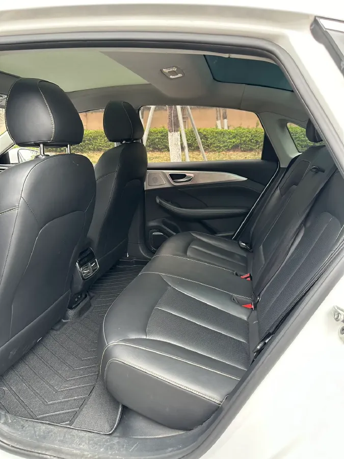 2024 JMC DaDao 2.3T 177HP L4 8AT,autocango,china used car exporter,china ev exporter,chinese used car exporter,chinese used ev exporter