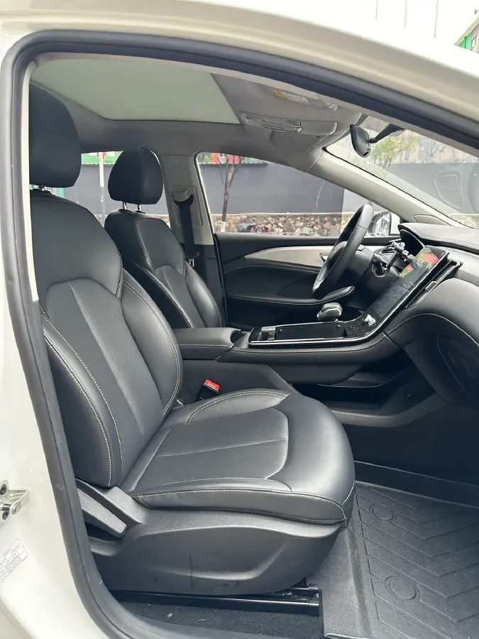 2024 JMC DaDao 2.3T 177HP L4 8AT,autocango,china used car exporter,china ev exporter,chinese used car exporter,chinese used ev exporter