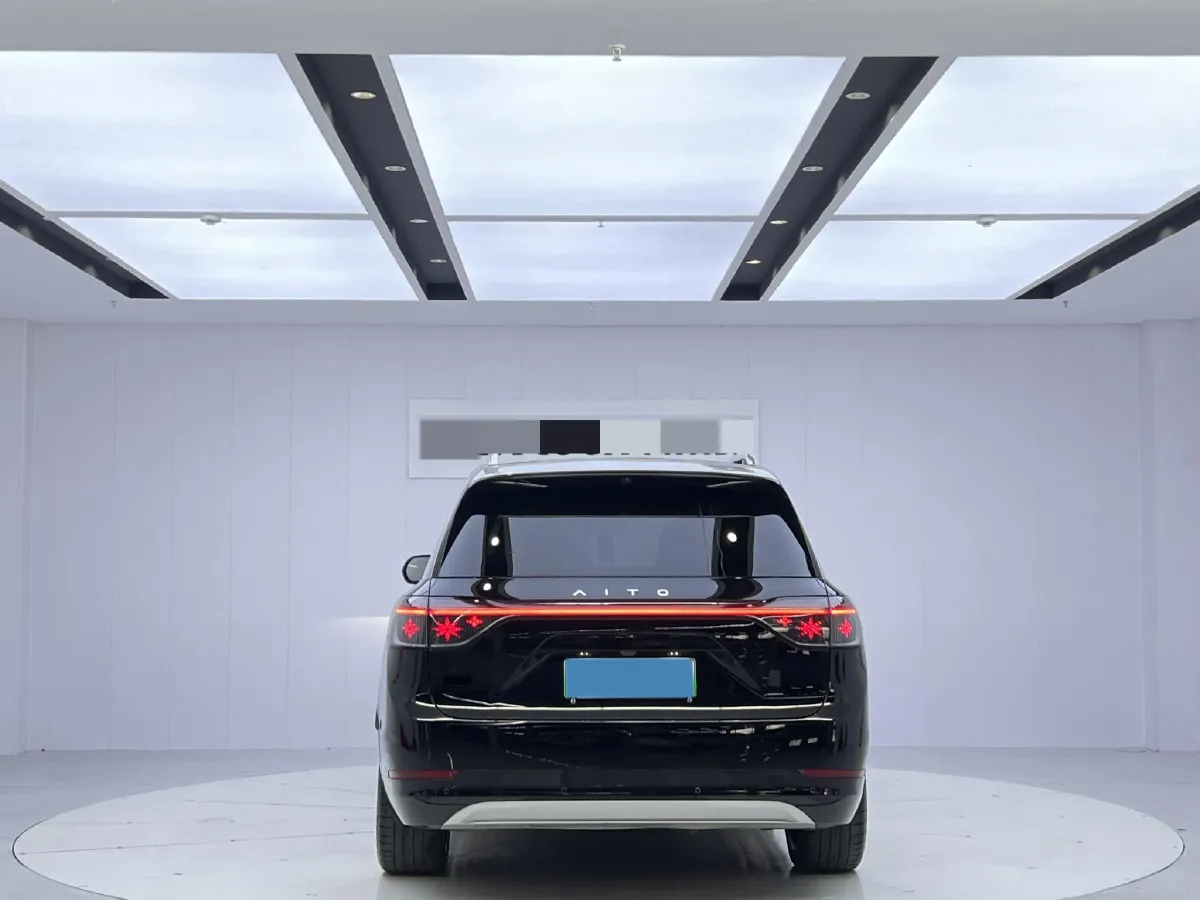 2024 AITO AITO M9 1.5T 152HP L4 REEV 42KWH,autocango,china used car exporter,china ev exporter,chinese used car exporter,chinese used ev exporter