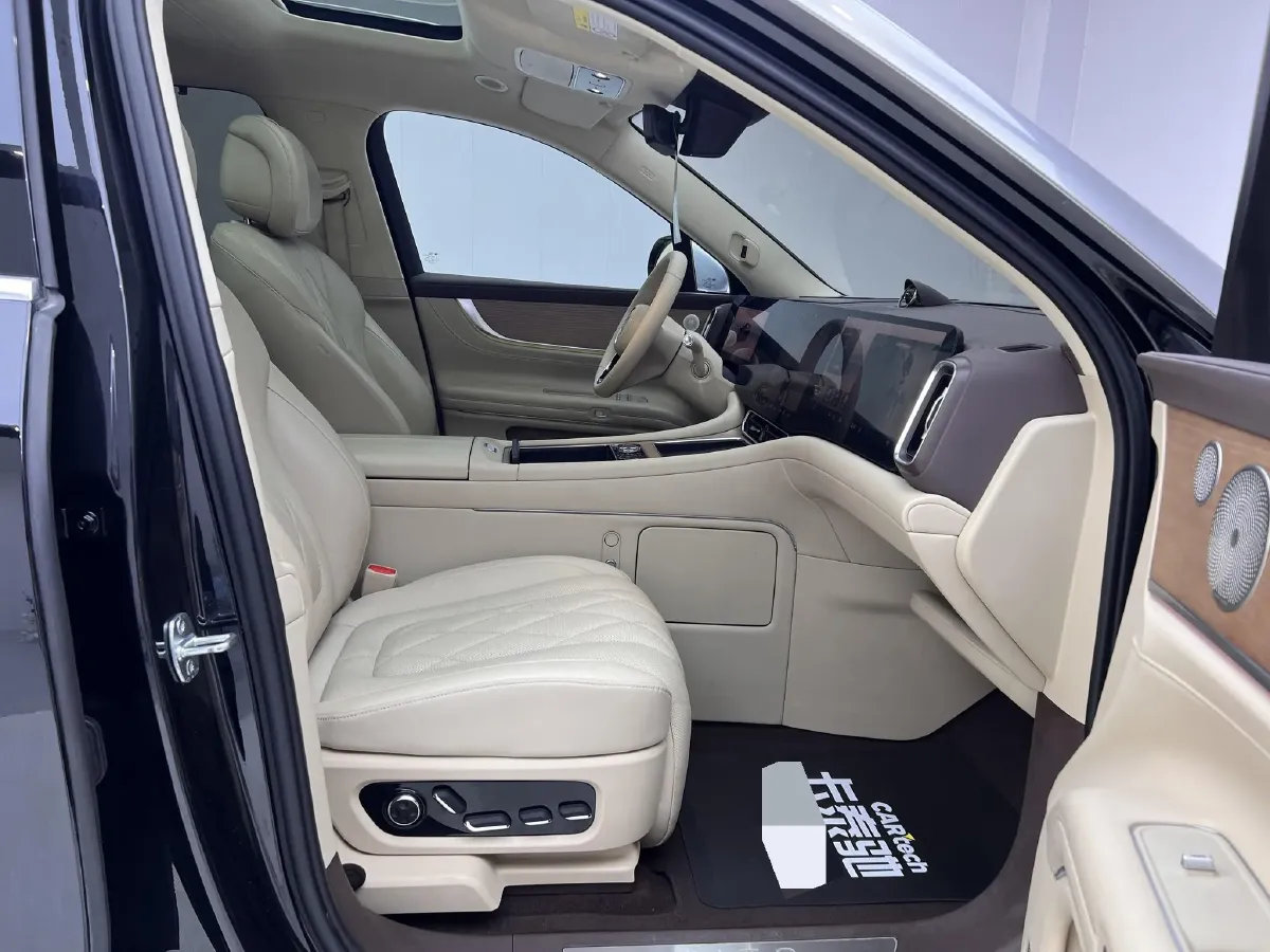 2024 AITO AITO M9 1.5T 152HP L4 REEV 42KWH,autocango,china used car exporter,china ev exporter,chinese used car exporter,chinese used ev exporter