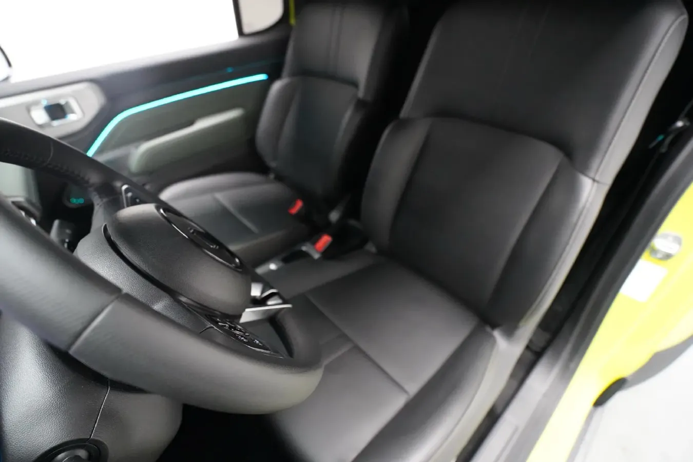 2023 BaoJun Yep BEV 28.1KWH,autocango,china used car exporter,china ev exporter,chinese used car exporter,chinese used ev exporter