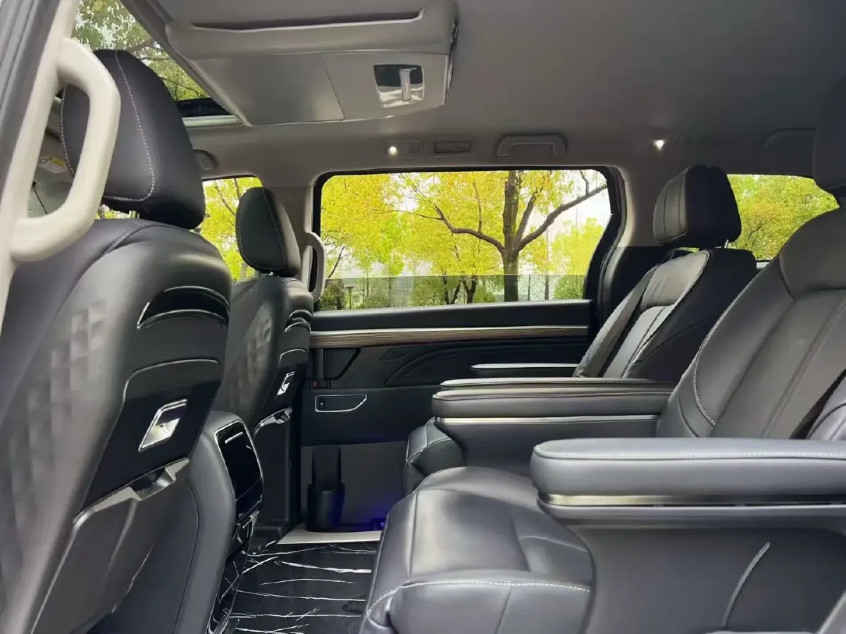 2023 GAC Trumpchi M8 2.0T 252HP L4 8AT,autocango,china used car exporter,china ev exporter,chinese used car exporter,chinese used ev exporter