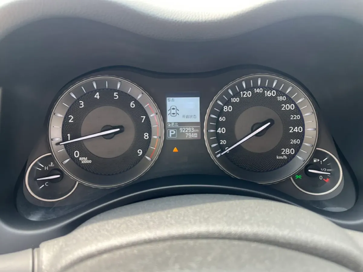 2019 Infiniti Q70 2.0T 211HP L4 7AT,autocango,china used car exporter,china ev exporter,chinese used car exporter,chinese used ev exporter