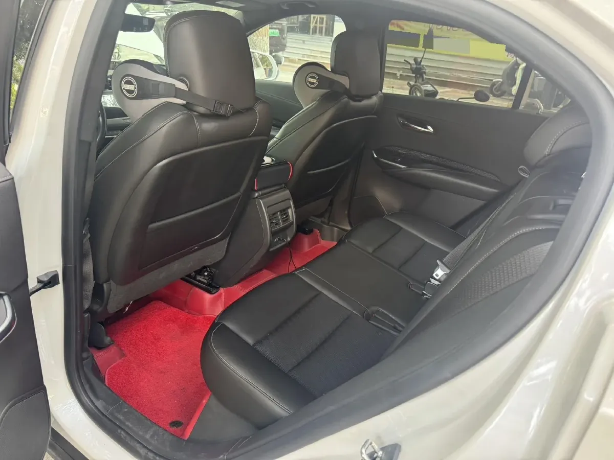 2020 Cadillac XT4 2.0T 241HP L4 9AT,autocango,china used car exporter,china ev exporter,chinese used car exporter,chinese used ev exporter