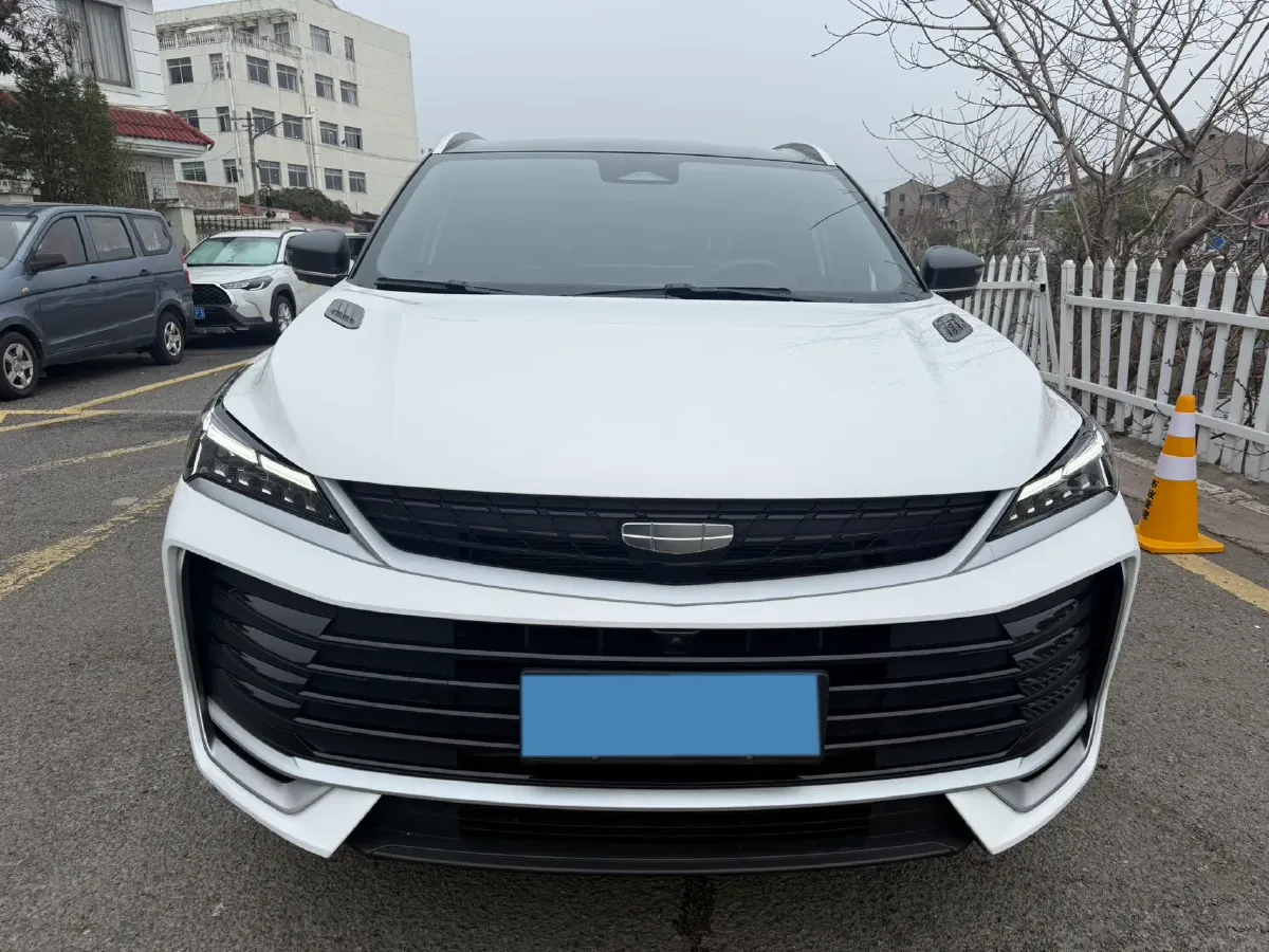 2025 Geely Coolray 1.5T 181HP L4 7DCT,autocango,china used car exporter,china ev exporter,chinese used car exporter,chinese used ev exporter