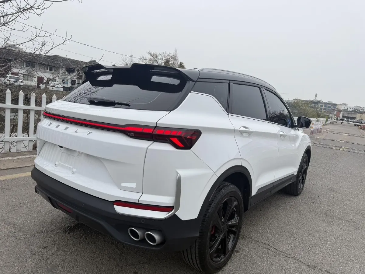 2025 Geely Coolray 1.5T 181HP L4 7DCT,autocango,china used car exporter,china ev exporter,chinese used car exporter,chinese used ev exporter