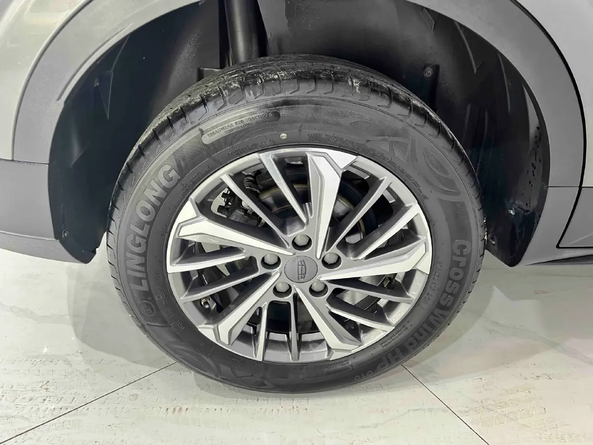 2021 Geely Coolray 1.4T 141HP L4 6DCT,autocango,china used car exporter,china ev exporter,chinese used car exporter,chinese used ev exporter