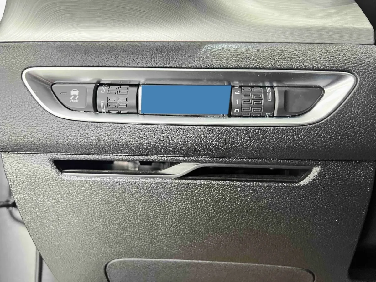 2021 Geely Coolray 1.4T 141HP L4 6DCT,autocango,china used car exporter,china ev exporter,chinese used car exporter,chinese used ev exporter