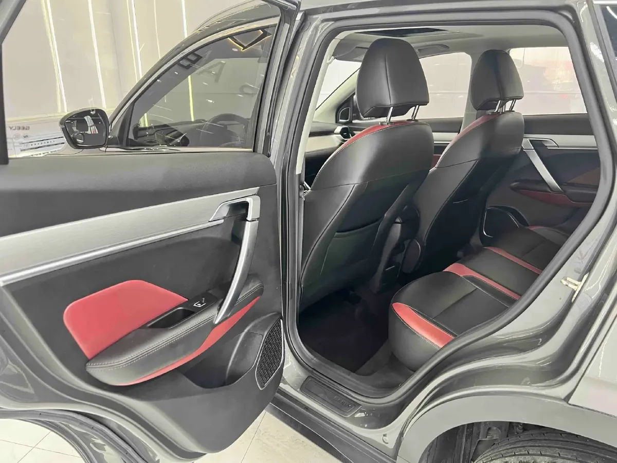 2021 Geely Coolray 1.4T 141HP L4 6DCT,autocango,china used car exporter,china ev exporter,chinese used car exporter,chinese used ev exporter