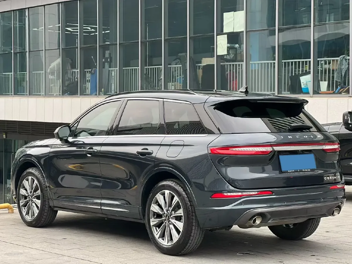 2022 Lincoln Corsair 2.0T 245HP L4 8AT,autocango,china used car exporter,china ev exporter,chinese used car exporter,chinese used ev exporter