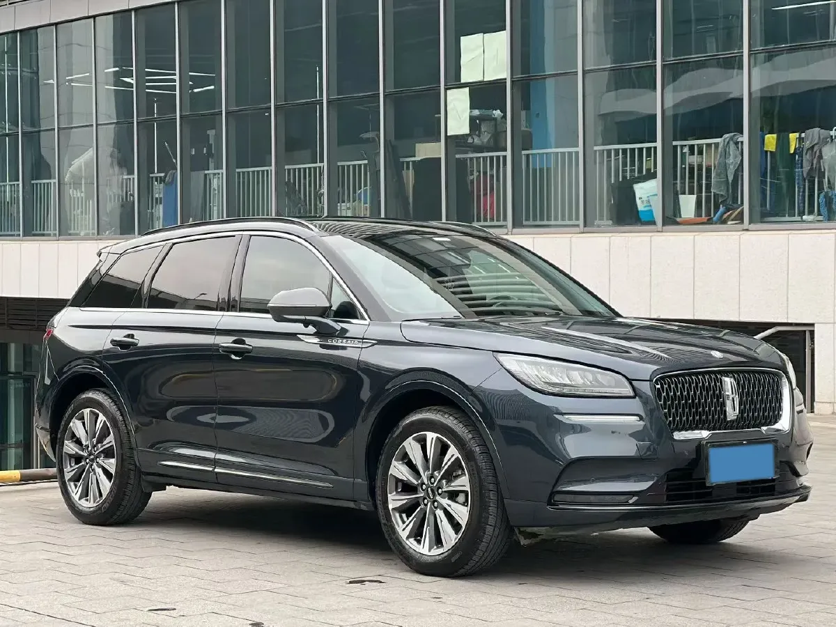 2022 Lincoln Corsair 2.0T 245HP L4 8AT,autocango,china used car exporter,china ev exporter,chinese used car exporter,chinese used ev exporter
