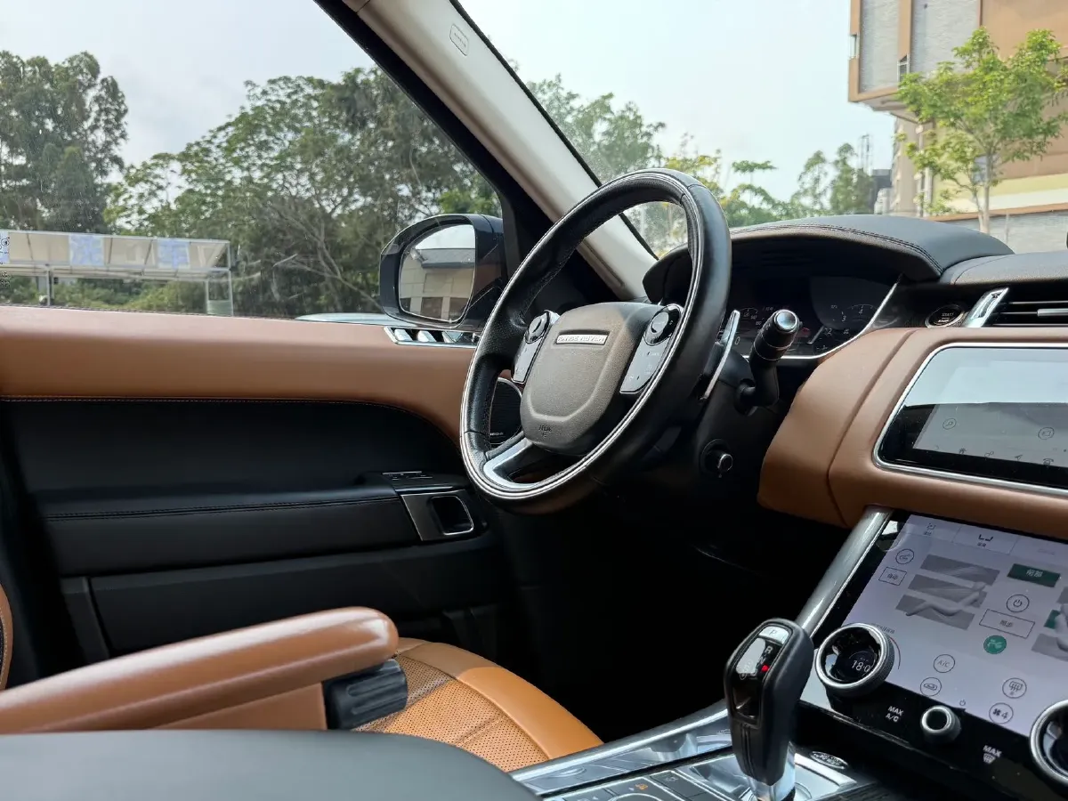 2021 Land Rover Range Rover Sport 3.0T 360HP L6 8AT,autocango,china used car exporter,china ev exporter,chinese used car exporter,chinese used ev exporter