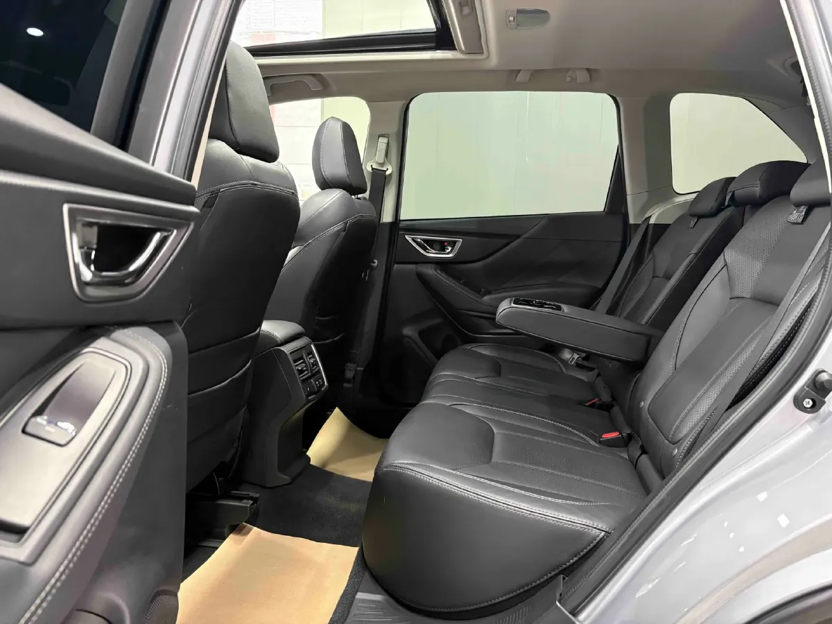 2021 Subaru Forester 2.0L 154HP H4 CVT,autocango,china used car exporter,china ev exporter,chinese used car exporter,chinese used ev exporter