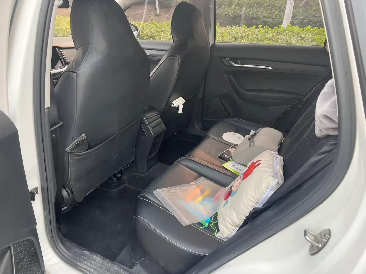 2021 Skoda Kamiq 1.5L 112HP L4 6AT,autocango,china used car exporter,china ev exporter,chinese used car exporter,chinese used ev exporter