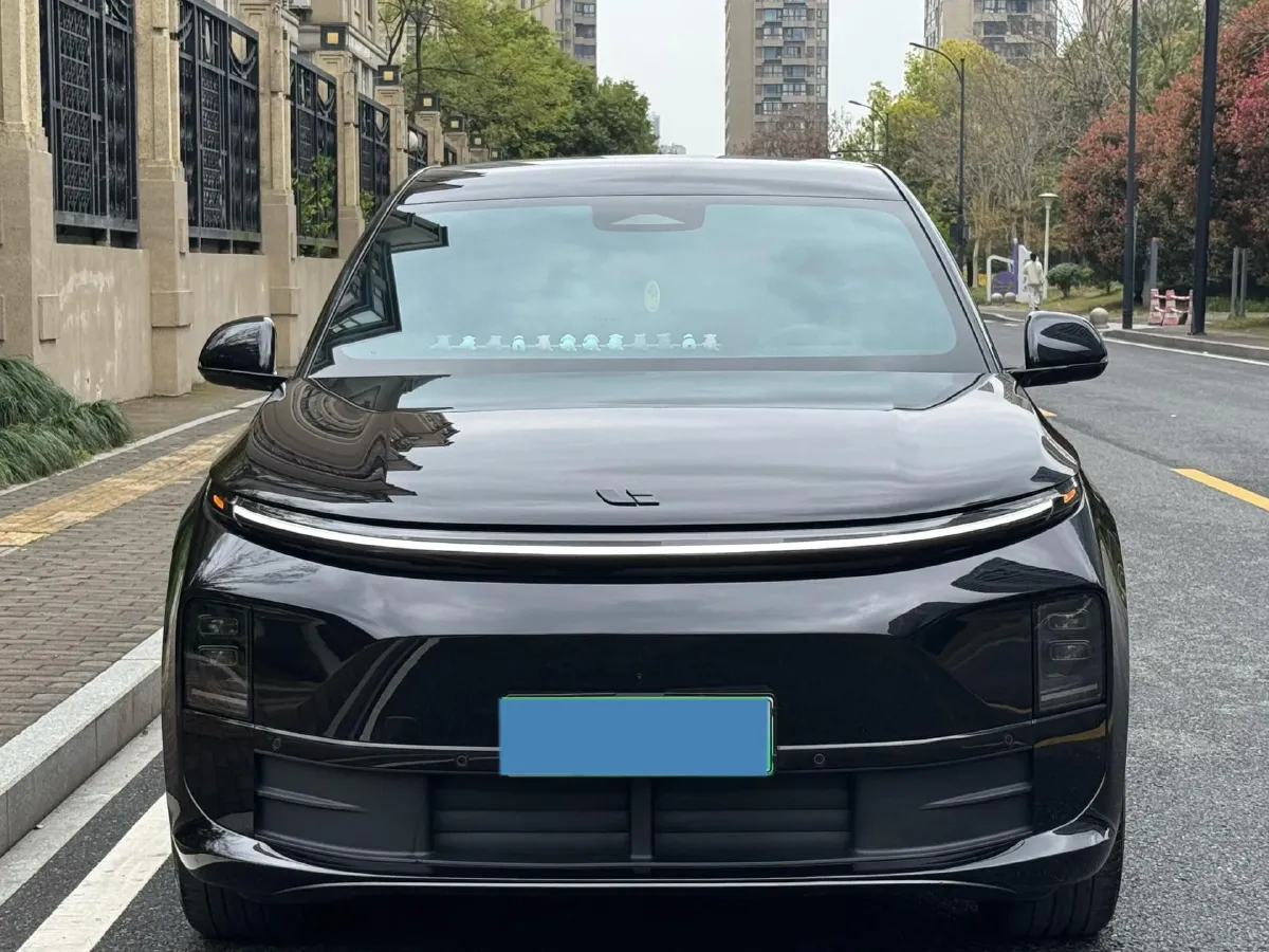 2024 Li L6 Range Extended 154HP L4 REEV 36.8KWH,autocango,china used car exporter,china ev exporter,chinese used car exporter,chinese used ev exporter