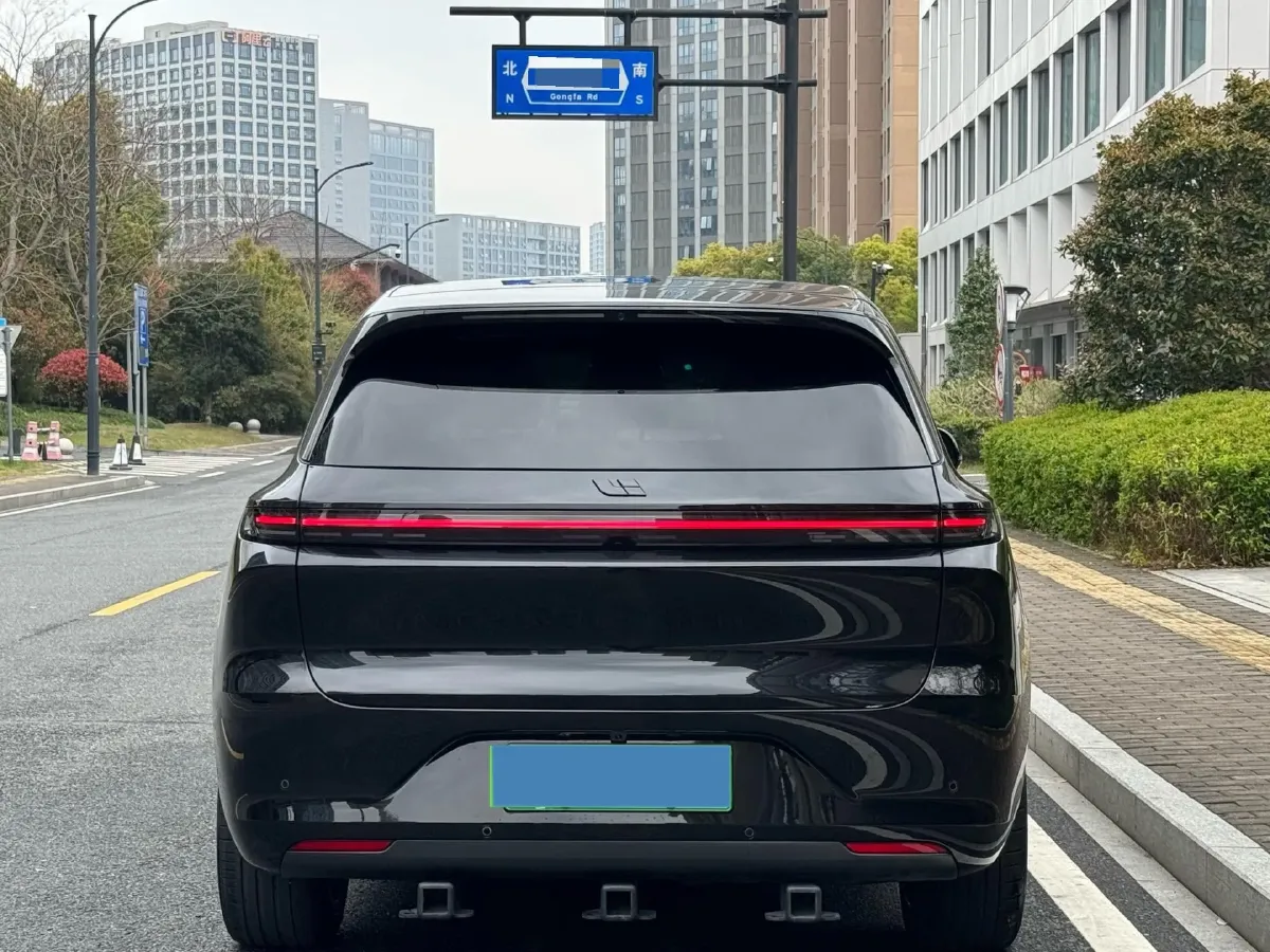 2024 Li L6 Range Extended 154HP L4 REEV 36.8KWH,autocango,china used car exporter,china ev exporter,chinese used car exporter,chinese used ev exporter