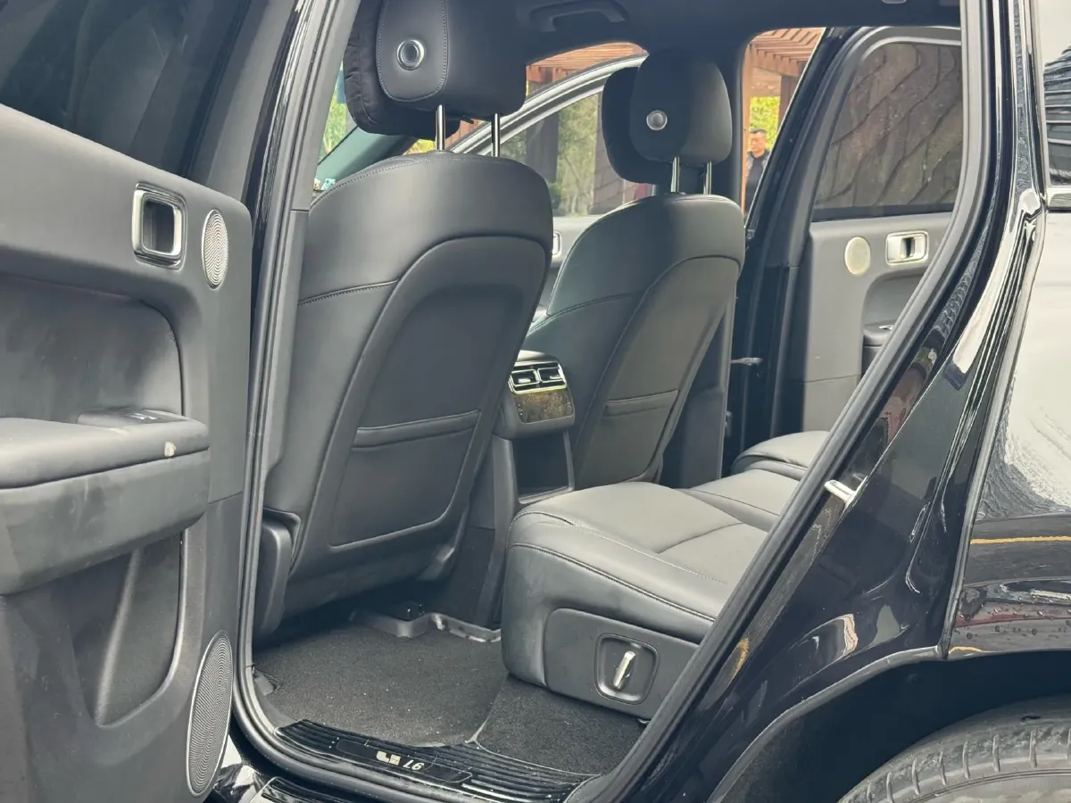 2024 Li L6 Range Extended 154HP L4 REEV 36.8KWH,autocango,china used car exporter,china ev exporter,chinese used car exporter,chinese used ev exporter