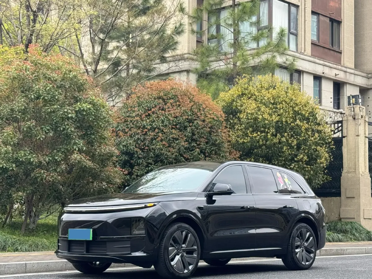 2024 Li L6 Range Extended 154HP L4 REEV 36.8KWH,autocango,china used car exporter,china ev exporter,chinese used car exporter,chinese used ev exporter