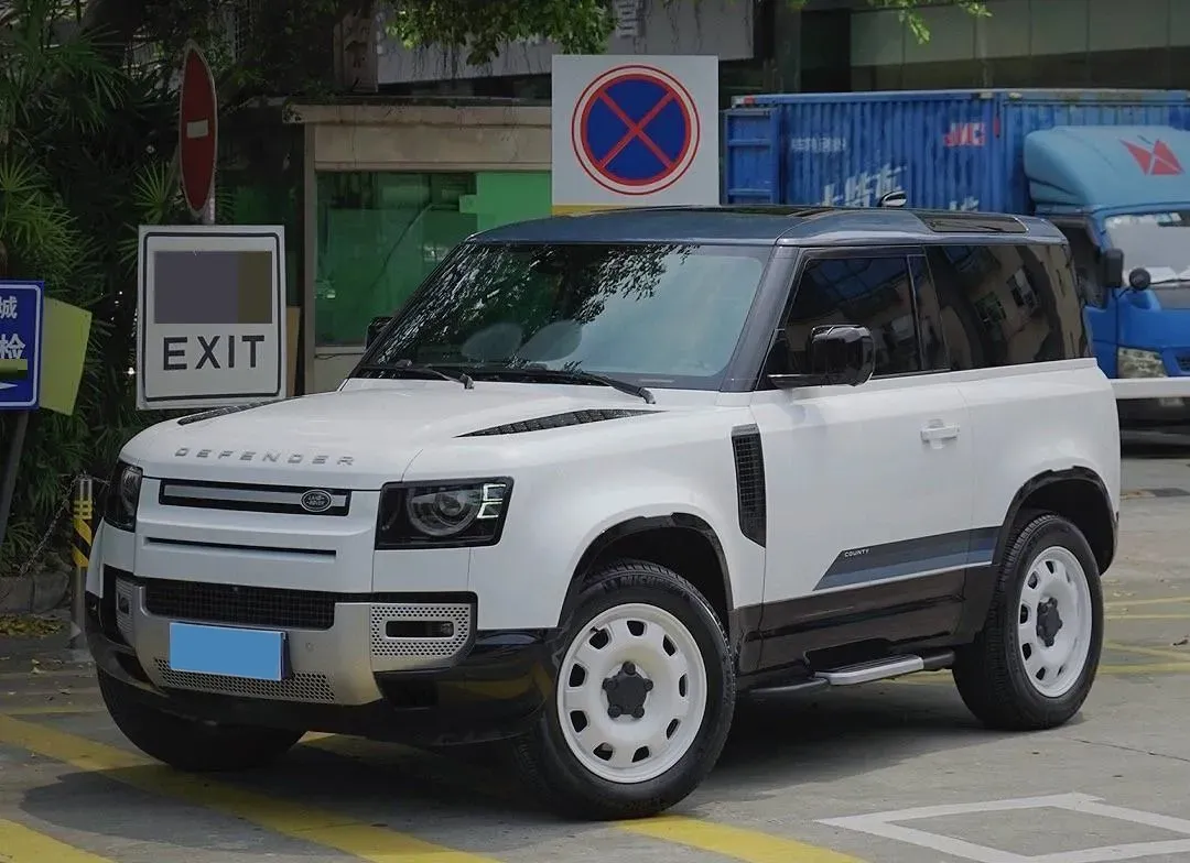 2024 Land Rover Defender 3.0T 400HP L6 8AT,autocango,china used car exporter,china ev exporter,chinese used car exporter,chinese used ev exporter