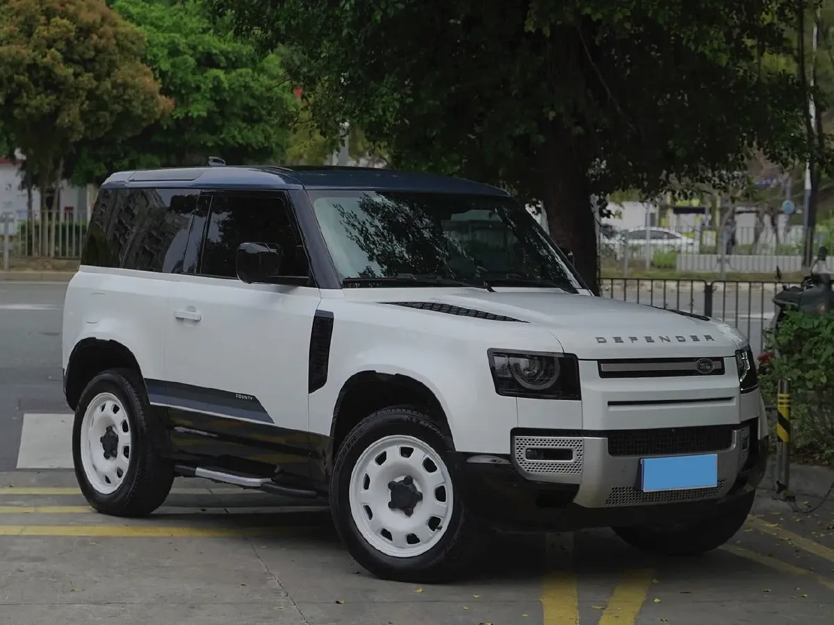 2024 Land Rover Defender 3.0T 400HP L6 8AT,autocango,china used car exporter,china ev exporter,chinese used car exporter,chinese used ev exporter