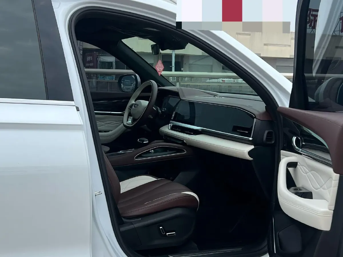 2021 Geely Monjaro 2.0T 218HP L4 7DCT,autocango,china used car exporter,china ev exporter,chinese used car exporter,chinese used ev exporter