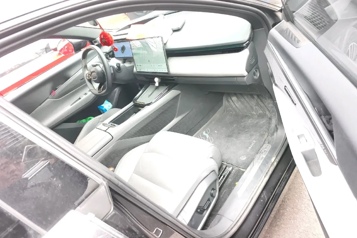 2023 LYNK&CO 08 EM-P 1.5T 163HP L4 3DHT PHEV 21.2KWH,autocango,china used car exporter,china ev exporter,chinese used car exporter,chinese used ev exporter