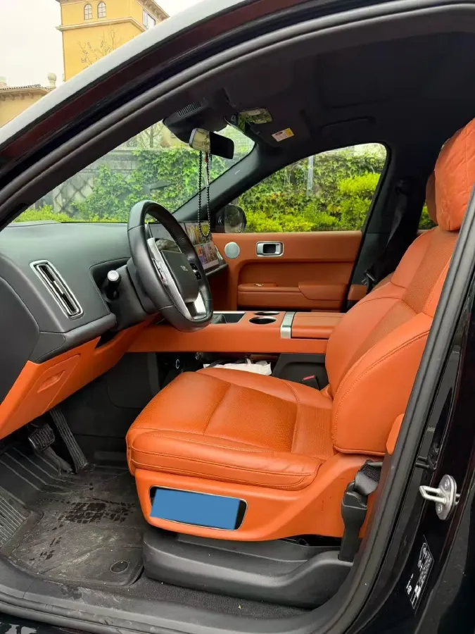 2022 Li L9 Range Extended 154HP REEV 42.6KWH,autocango,china used car exporter,china ev exporter,chinese used car exporter,chinese used ev exporter