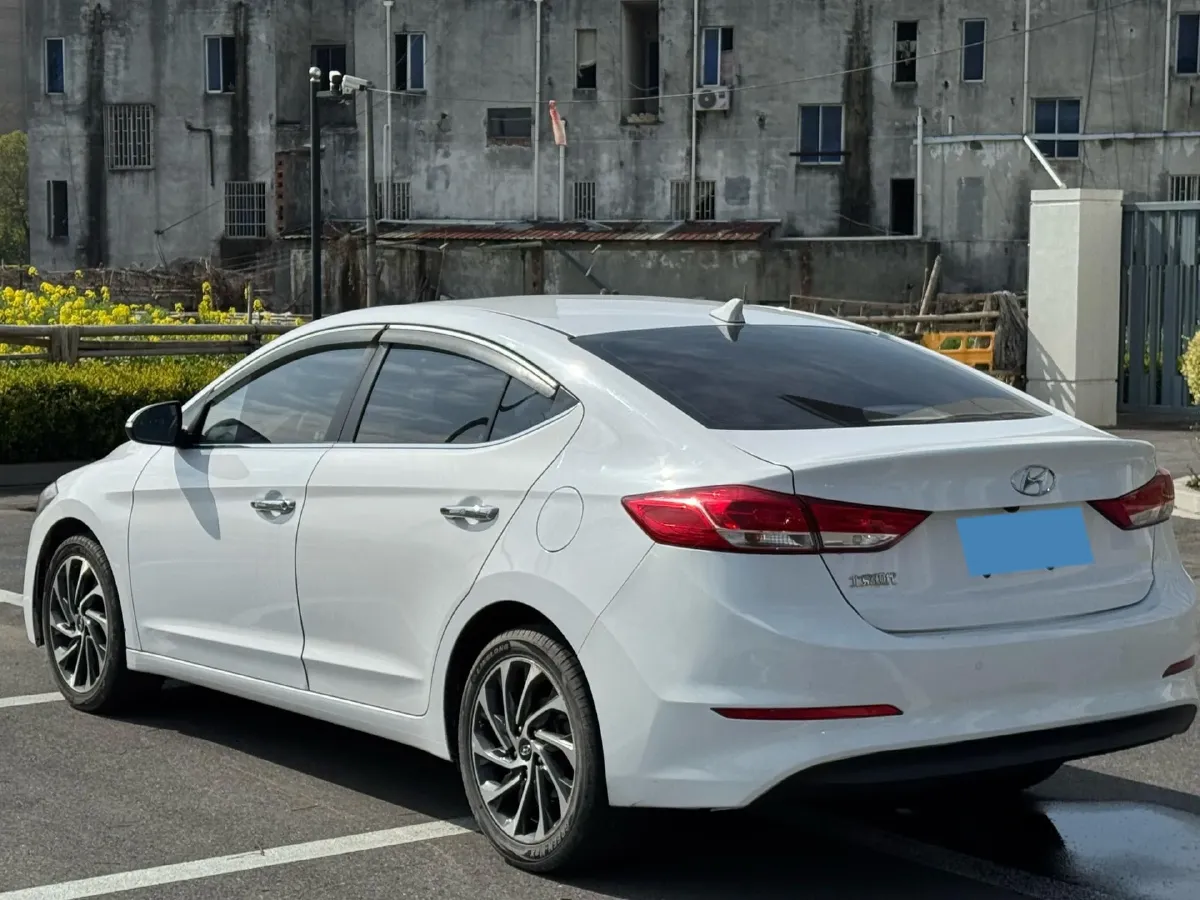 2019 Hyundai Elantra 1.5L 115HP L4 CVT,autocango,china used car exporter,china ev exporter,chinese used car exporter,chinese used ev exporter