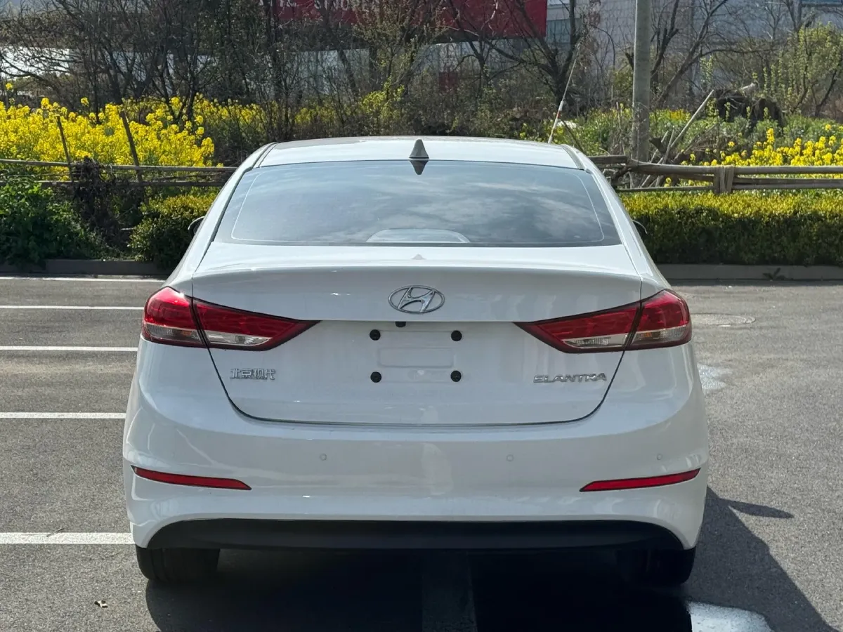 2019 Hyundai Elantra 1.5L 115HP L4 CVT,autocango,china used car exporter,china ev exporter,chinese used car exporter,chinese used ev exporter