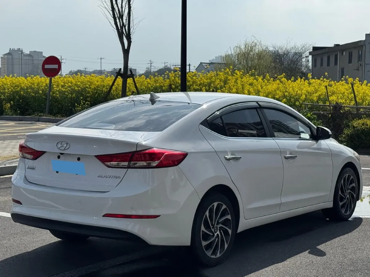 2019 Hyundai Elantra 1.5L 115HP L4 CVT,autocango,china used car exporter,china ev exporter,chinese used car exporter,chinese used ev exporter