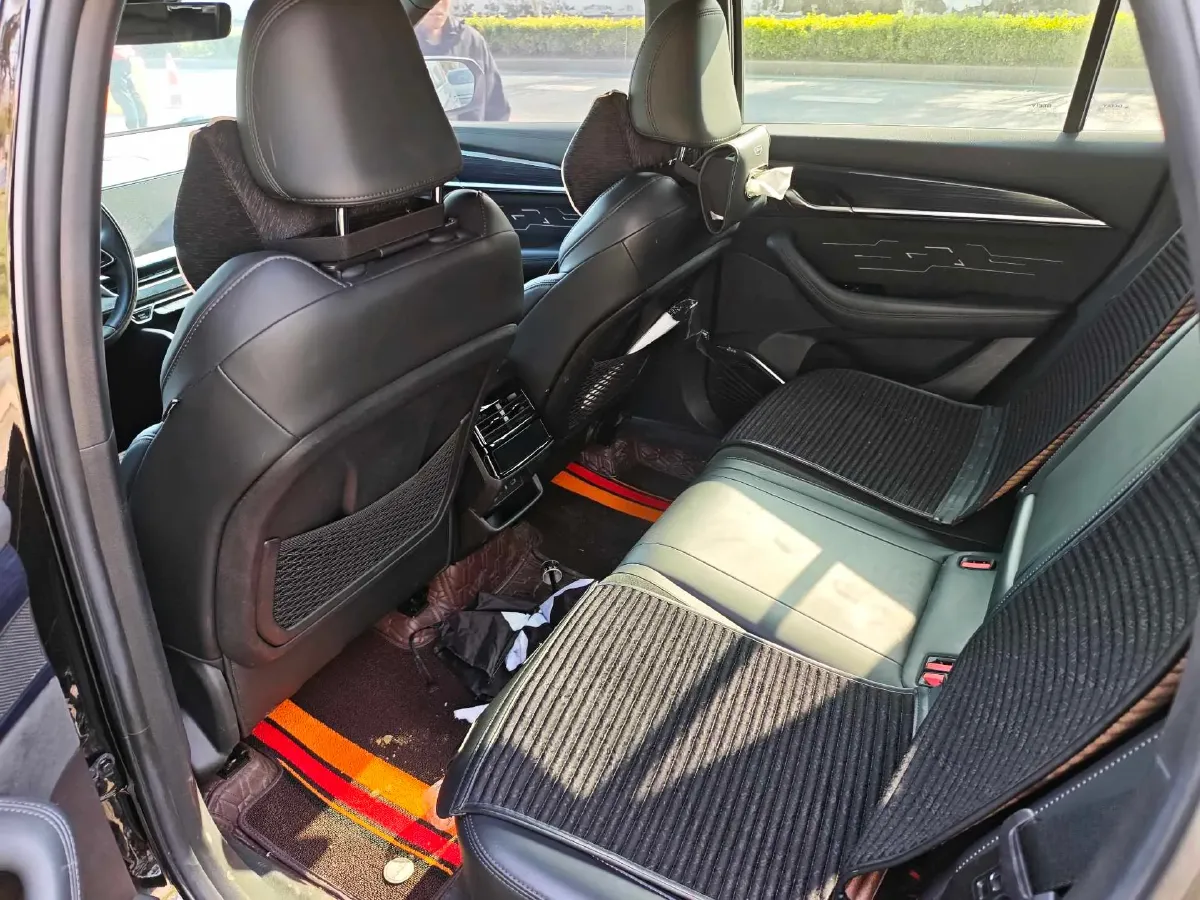 2023 Geely Monjaro 2.0T 238HP L4 8AT,autocango,china used car exporter,china ev exporter,chinese used car exporter,chinese used ev exporter