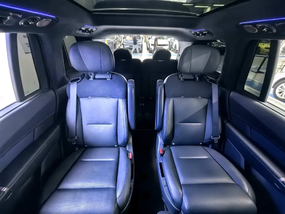 2025 LYNK&CO 900 2.0T 254HP L4 3DHT PHEV,autocango,china used car exporter,china ev exporter,chinese used car exporter,chinese used ev exporter