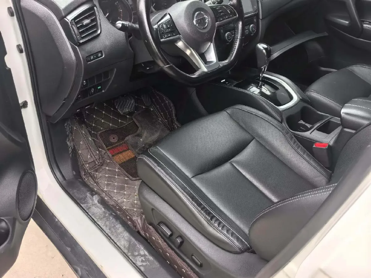 2021 Nissan X-Trail 2.0L 151HP L4 CVT,autocango,china used car exporter,china ev exporter,chinese used car exporter,chinese used ev exporter