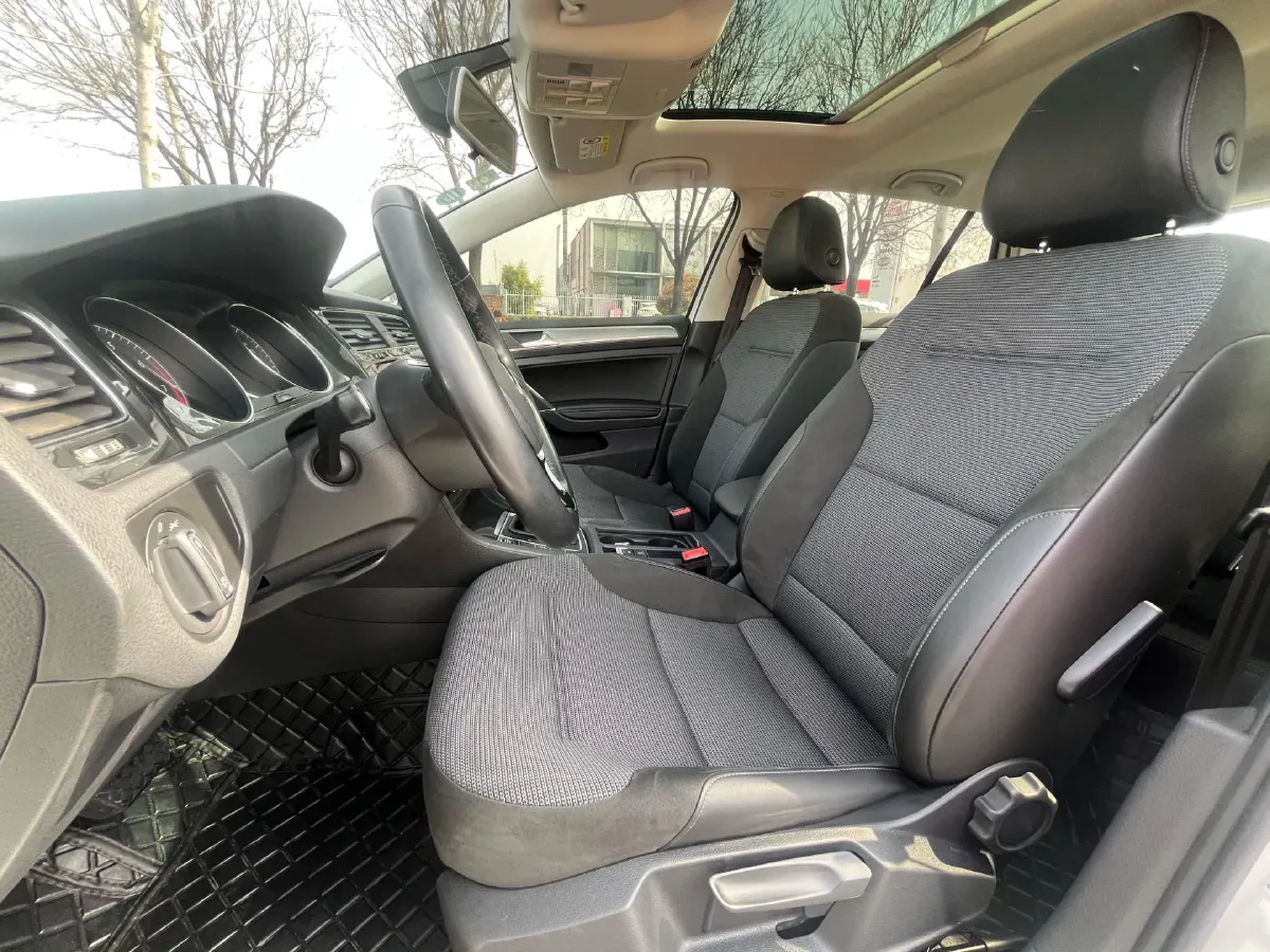 2020 Volkswagen Golf 1.4T 150HP L4 7DCT,autocango,china used car exporter,china ev exporter,chinese used car exporter,chinese used ev exporter