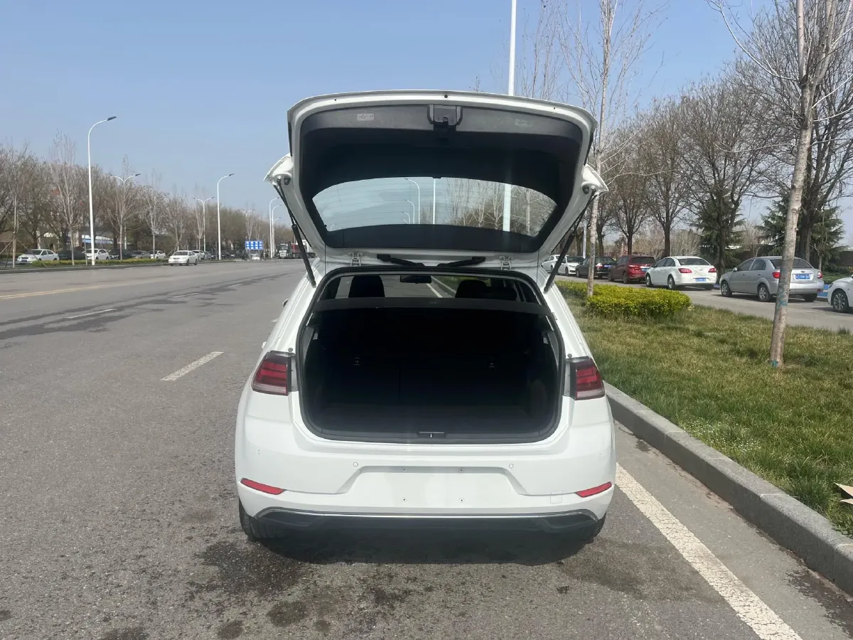 2020 Volkswagen Golf 1.4T 150HP L4 7DCT,autocango,china used car exporter,china ev exporter,chinese used car exporter,chinese used ev exporter