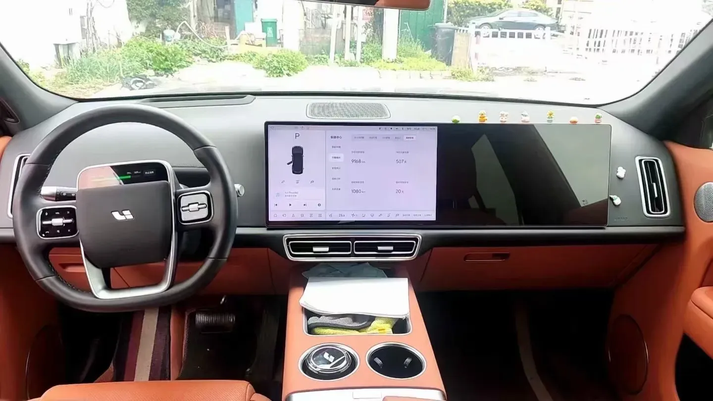 2024 Toyota Granvia 2.5L 189HP L4 E-CVT Hybrid,autocango,china used car exporter,china ev exporter,chinese used car exporter,chinese used ev exporter