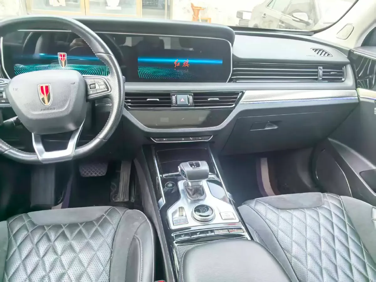 2019 HongQi HS5 2.0T 224HP L4 6AT,autocango,china used car exporter,china ev exporter,chinese used car exporter,chinese used ev exporter