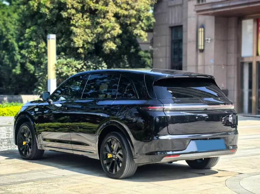 2023 Li L7 Range Extended 154HP REEV 40.9KWH,autocango,china used car exporter,china ev exporter,chinese used car exporter,chinese used ev exporter