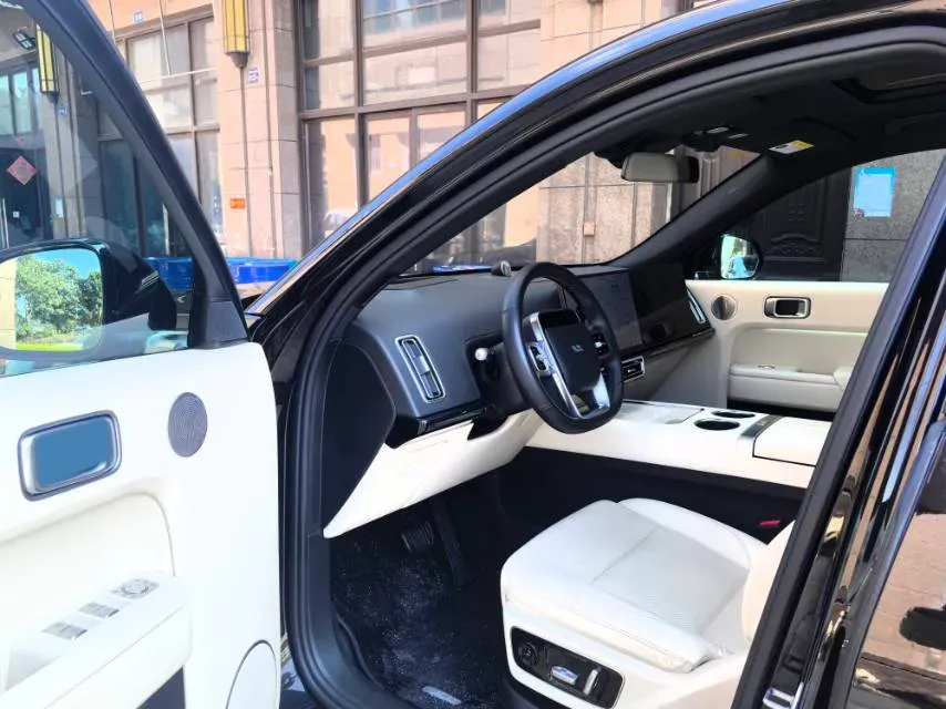 2023 Li L7 Range Extended 154HP REEV 40.9KWH,autocango,china used car exporter,china ev exporter,chinese used car exporter,chinese used ev exporter
