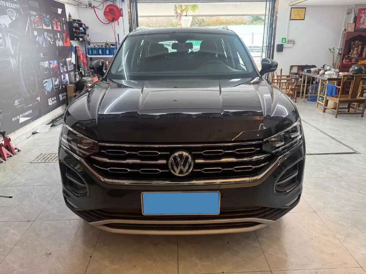 2019 Jeep Cherokee 2.0T 234HP L4 9AT,autocango,china used car exporter,china ev exporter,chinese used car exporter,chinese used ev exporter