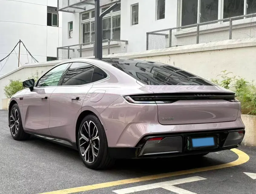 2025 MAXUS InterstellarX 2.5T 224HP L4 8AT,autocango,china used car exporter,china ev exporter,chinese used car exporter,chinese used ev exporter