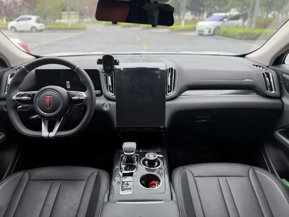 2024 HongQi HS3 1.5T 169HP L4 1DHT PHEV 18.4KWH,autocango,china used car exporter,china ev exporter,chinese used car exporter,chinese used ev exporter