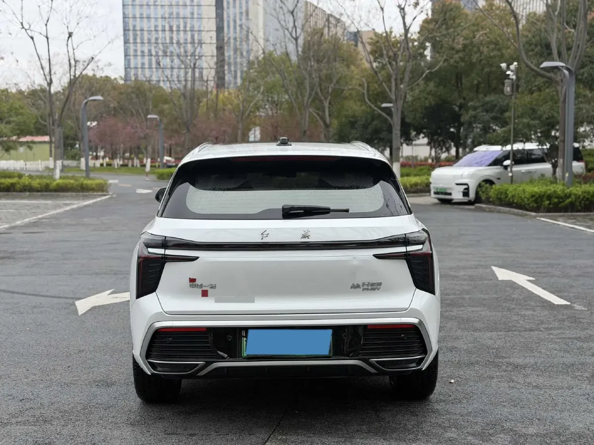 2024 HongQi HS3 1.5T 169HP L4 1DHT PHEV 18.4KWH,autocango,china used car exporter,china ev exporter,chinese used car exporter,chinese used ev exporter