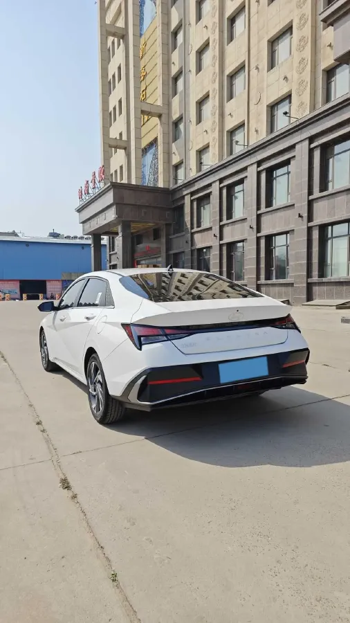 2023 Hyundai Elantra 1.5L 115HP L4 CVT,autocango,china used car exporter,china ev exporter,chinese used car exporter,chinese used ev exporter