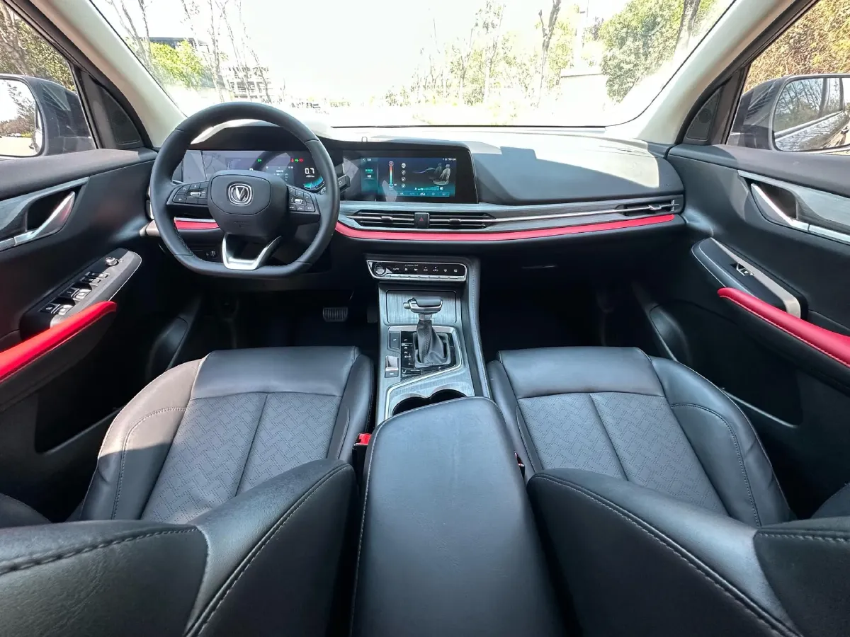 2021 ChangAn CS55 Plus 1.5T 180HP L4 7DCT,autocango,china used car exporter,china ev exporter,chinese used car exporter,chinese used ev exporter