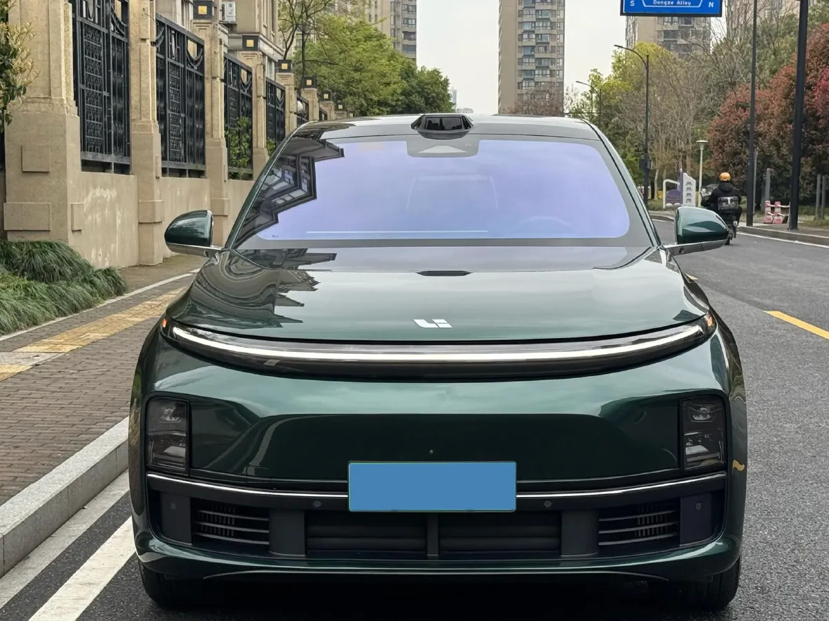 2023 Li L7 Range Extended 154HP REEV 40.9KWH,autocango,china used car exporter,china ev exporter,chinese used car exporter,chinese used ev exporter