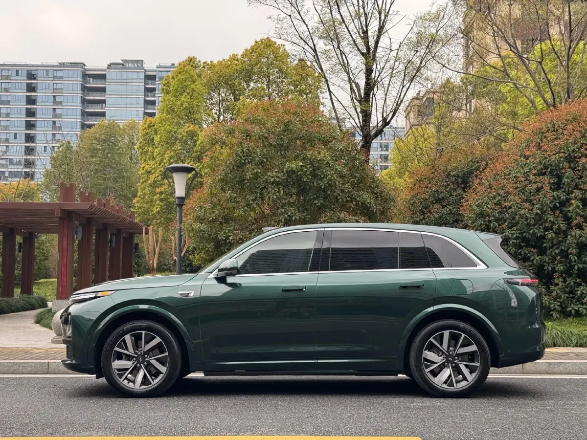 2023 Li L7 Range Extended 154HP REEV 40.9KWH,autocango,china used car exporter,china ev exporter,chinese used car exporter,chinese used ev exporter