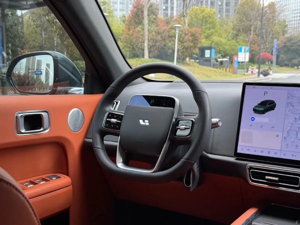 2023 Li L7 Range Extended 154HP REEV 40.9KWH,autocango,china used car exporter,china ev exporter,chinese used car exporter,chinese used ev exporter